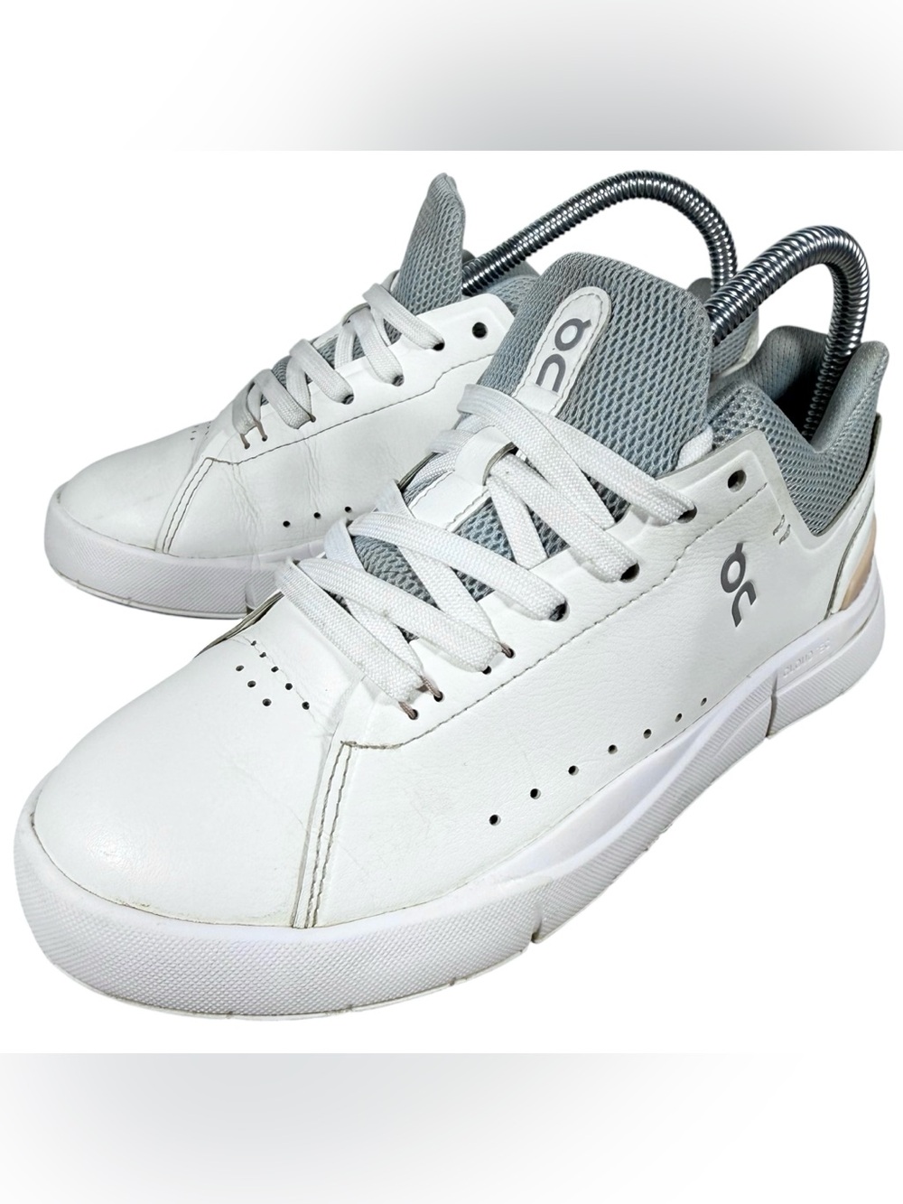 ON OnCloud The Roger Advantage Clubhouse Sneakers  Women’s Size 5 Blue White